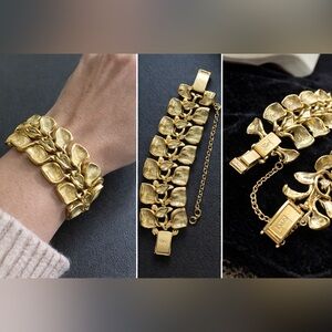 Vintage Coro Gold Tone Chunky Link
Bracelet Textured Mid Century
Signed